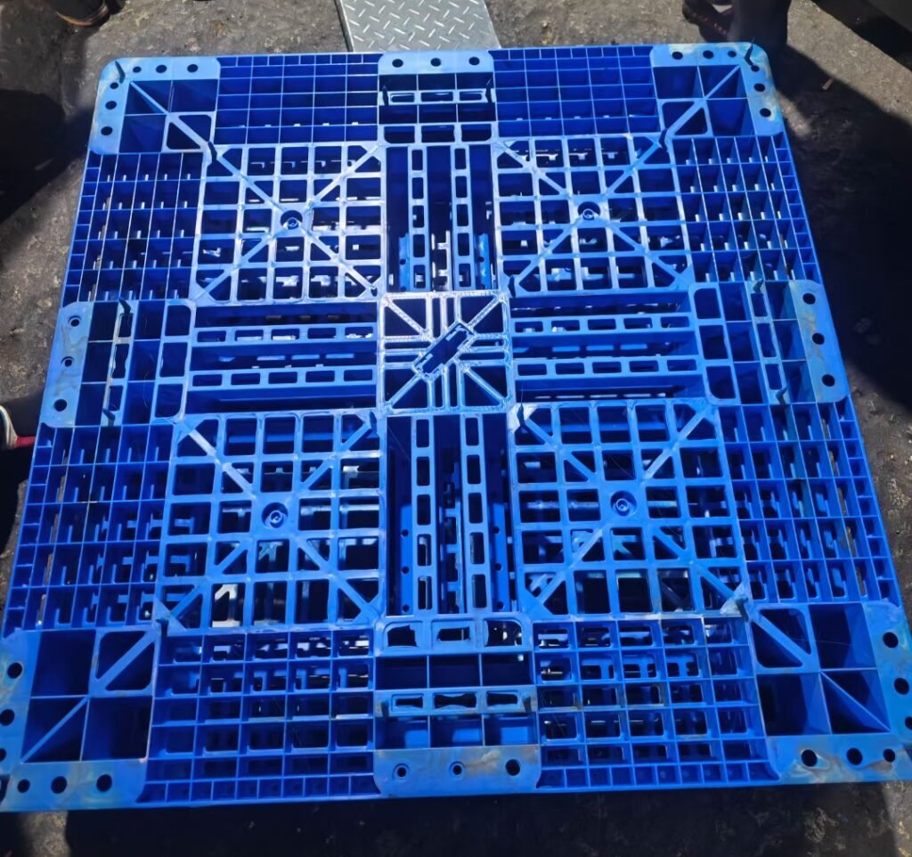 Mold Maker