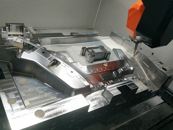 Mold Maker Mold Maker