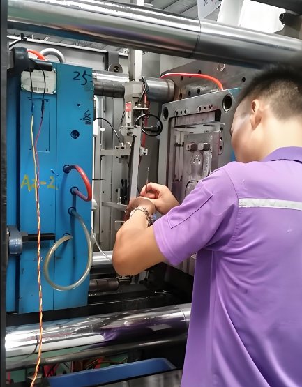 Mold Maker Mold Maker