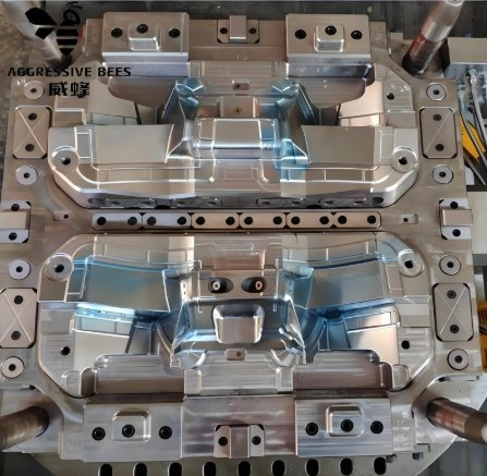 Automotive Injection Molds Automotive Injection Molds