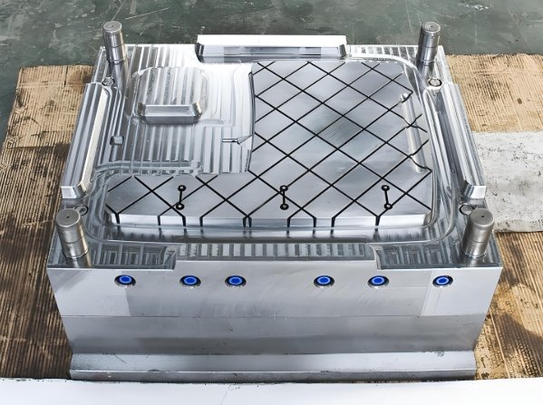 Automotive Injection Molds Automotive Injection Molds