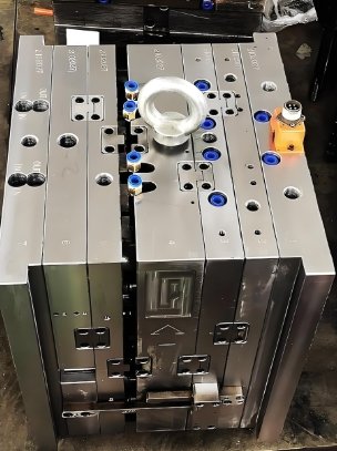 medical injection molding