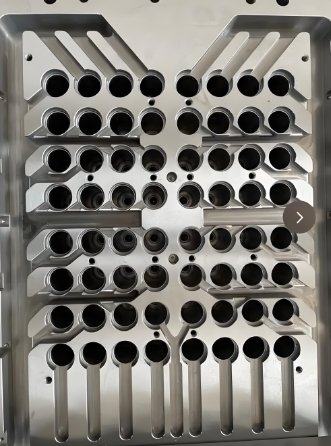 Logistics Challenges in Medical Injection Molding - injectionmoldpopper.com
