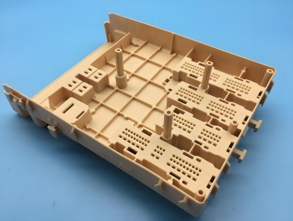 Electronic Injection Molding Electronic Injection Molding