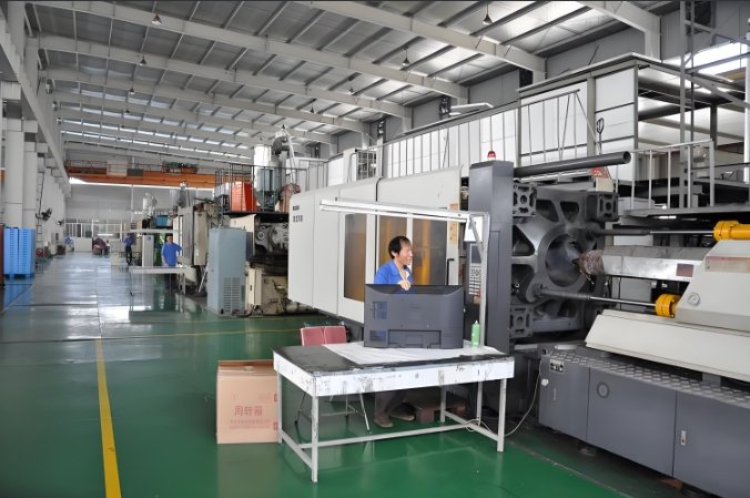 Electronic Injection Molding Electronic Injection Molding